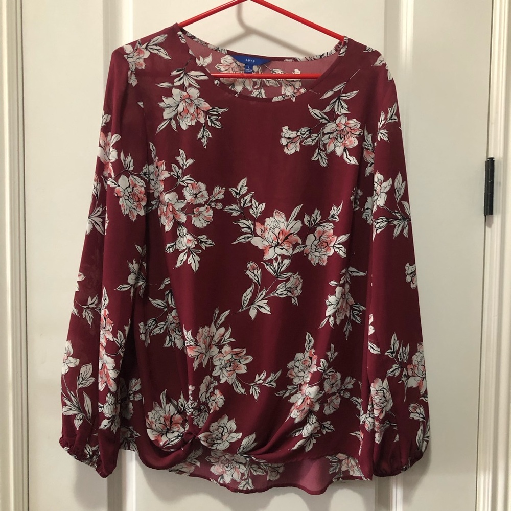 APT 9 Women’s size large, long sleeve blouse, Laurel, Burgundy blowing